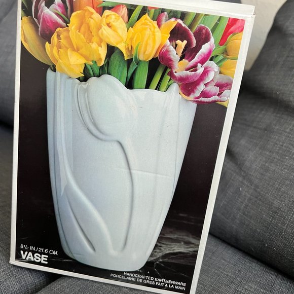 Colony Crafts | La Tulipe | Vase - Picture 3 of 5